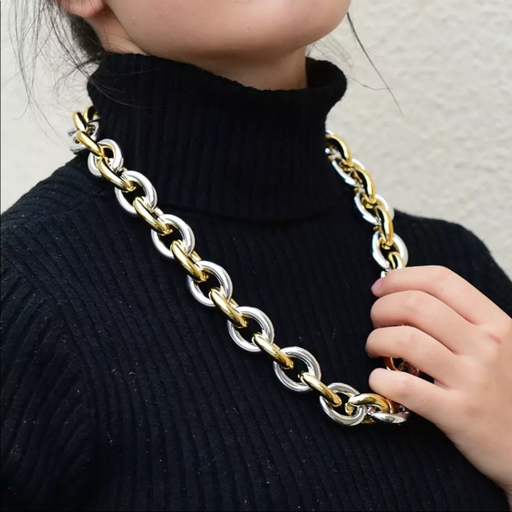Zara 29.5” Gold Chunky Big Link Chain Bicolor Links Lightweight Necklace - Picture 13 of 15